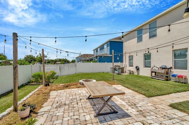 313 SHELL MANOR DRIVE, Ruskin, FL 33570