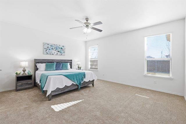 109 Red Fox Lane, Denton, TX 76210