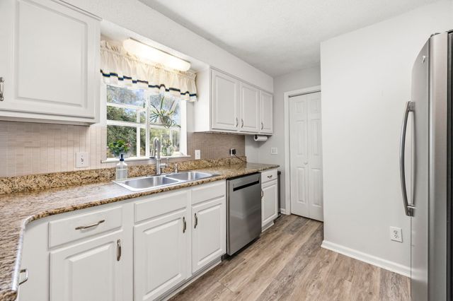 5117 S 1st St., Murrells Inlet, SC 29576
