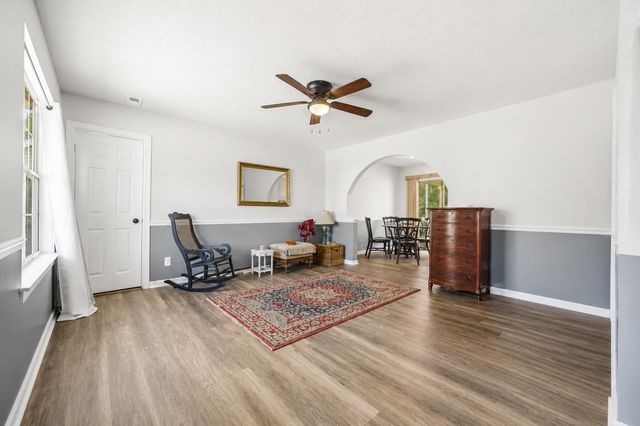 5117 S 1st St., Murrells Inlet, SC 29576