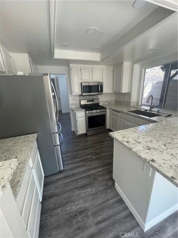 10245 Shale, Mentone, CA 92359