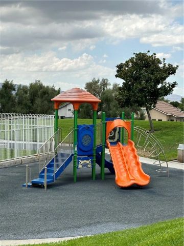 10245 Shale, Mentone, CA 92359