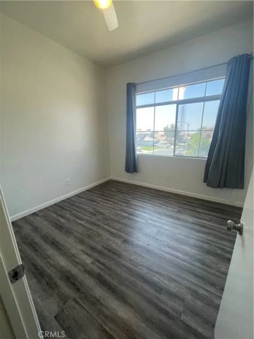 10245 Shale, Mentone, CA 92359