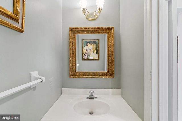 41 CHESTHILL CT, Baltimore, MD 21236