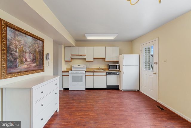 41 CHESTHILL CT, Baltimore, MD 21236