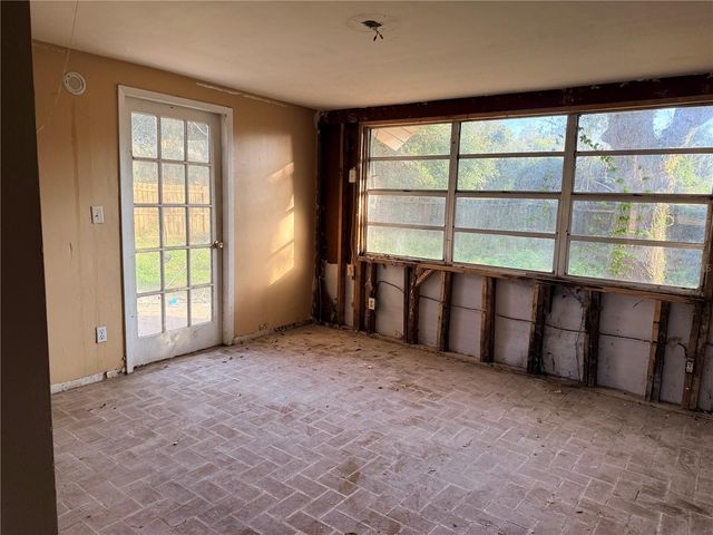 513 WHITE OAK AVENUE, Brandon, FL 33510