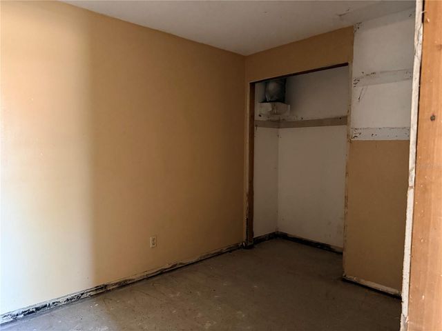 513 WHITE OAK AVENUE, Brandon, FL 33510