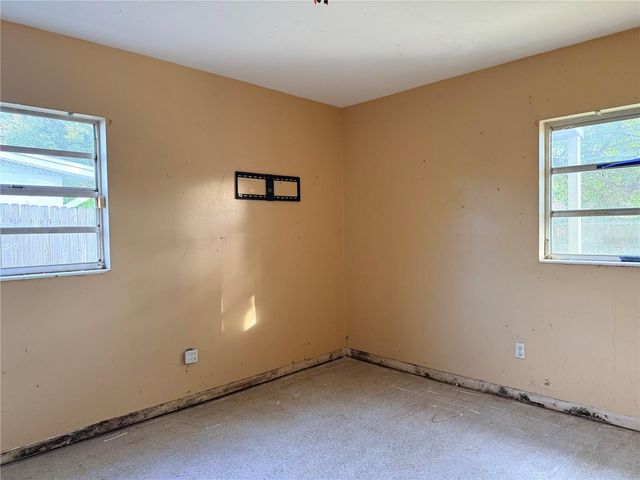 513 WHITE OAK AVENUE, Brandon, FL 33510