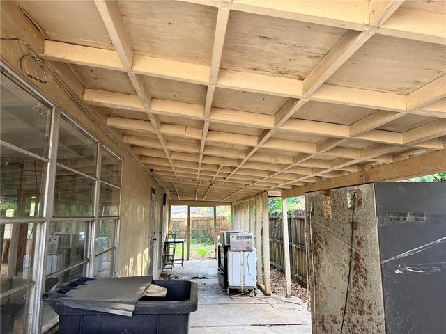 513 WHITE OAK AVENUE, Brandon, FL 33510