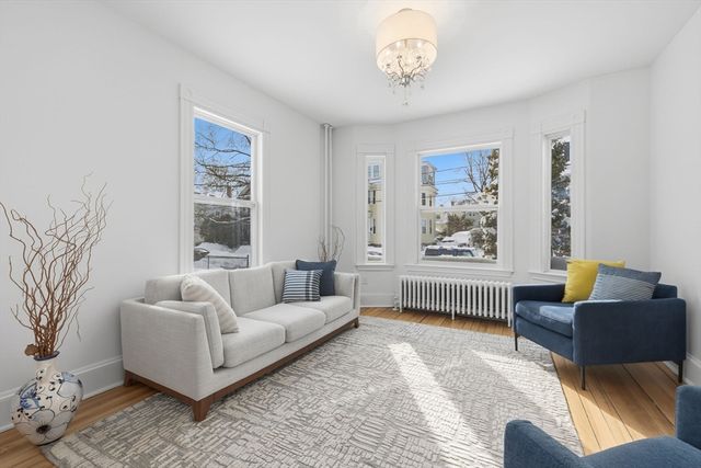 30 Massasoit St, Boston, MA 02136