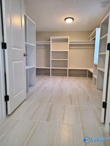 7739 Allison Loop, Athens, AL 35611