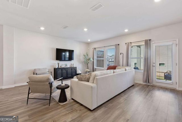 4397 Treadle Road SW, Mableton, GA 30126