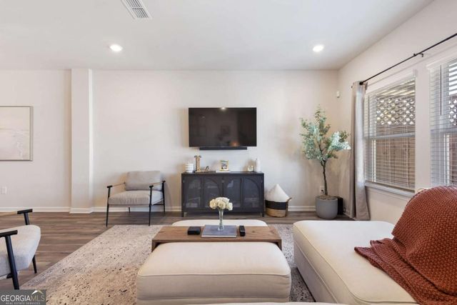 4397 Treadle Road SW, Mableton, GA 30126