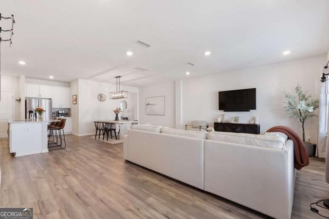 4397 Treadle Road SW, Mableton, GA 30126