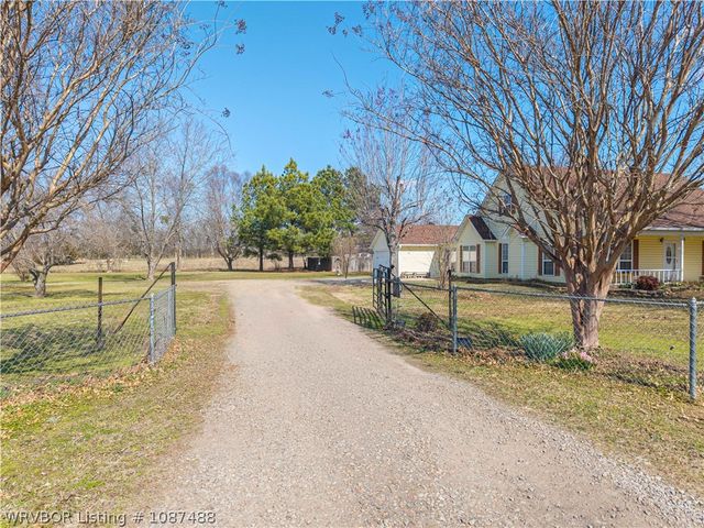 5104 Bob White Lane, Huntington, AR 72940