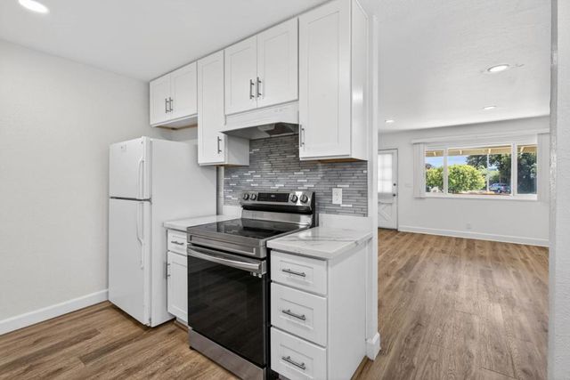 3343 Mckinley Drive, Santa Clara, CA 95051