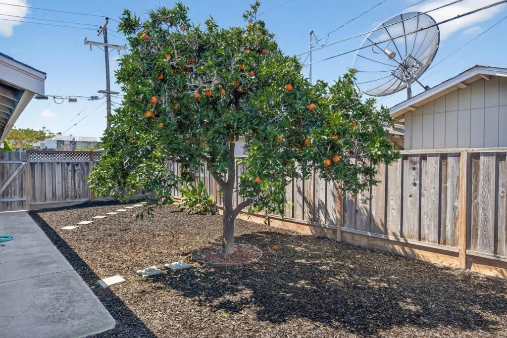 Image 3 of property listing at 3343 Mckinley Drive, Santa Clara, CA 95051