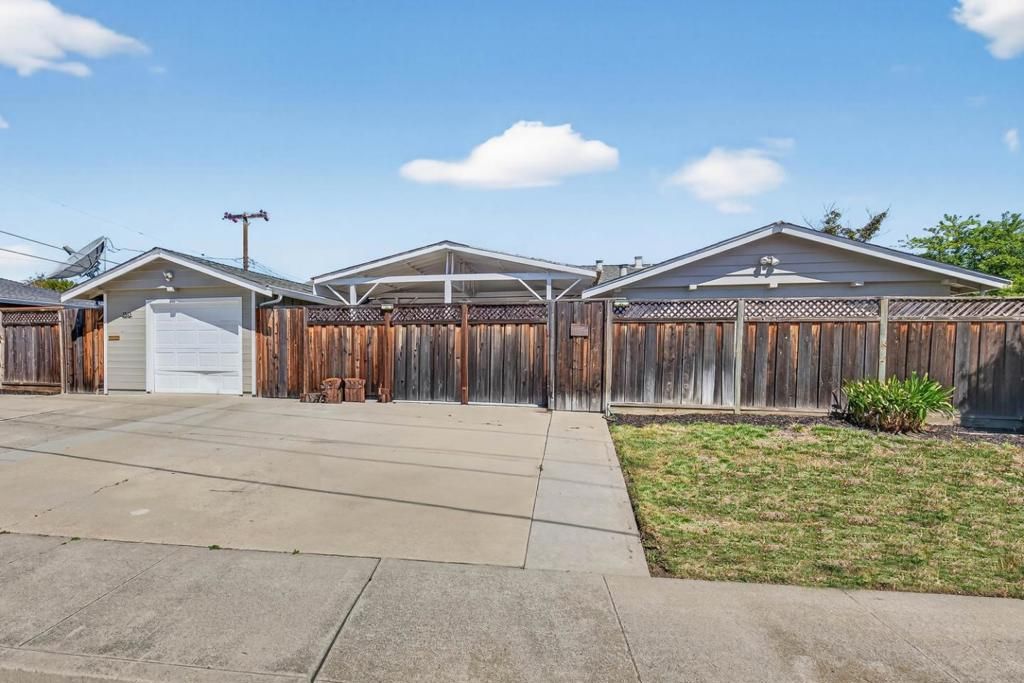 Image 5 of property listing at 3343 Mckinley Drive, Santa Clara, CA 95051