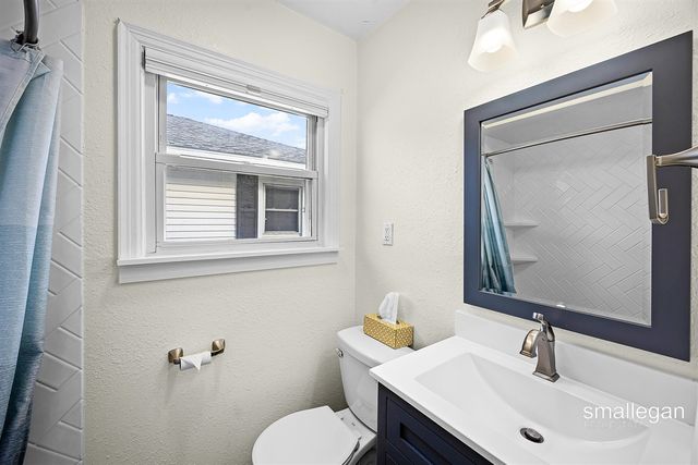 2545 Glenside Boulevard, Muskegon, MI 49441