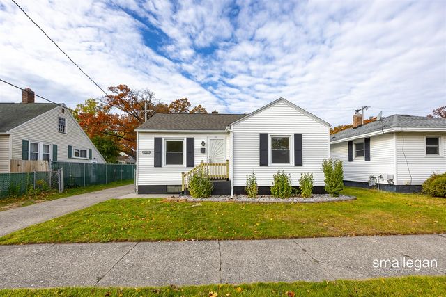 2545 Glenside Boulevard, Muskegon, MI 49441