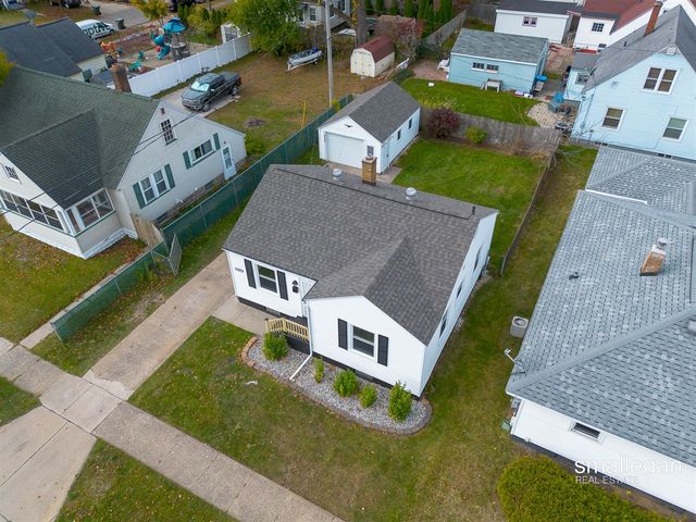2545 Glenside Boulevard, Muskegon, MI 49441