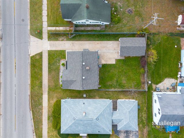 2545 Glenside Boulevard, Muskegon, MI 49441