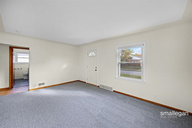 2545 Glenside Boulevard, Muskegon, MI 49441