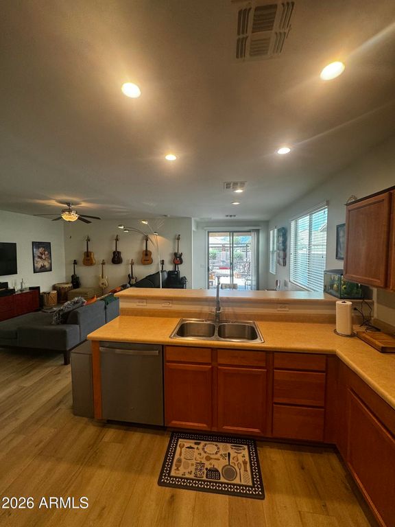 10115 W WIER Avenue, Tolleson, AZ 85353 — photo 5