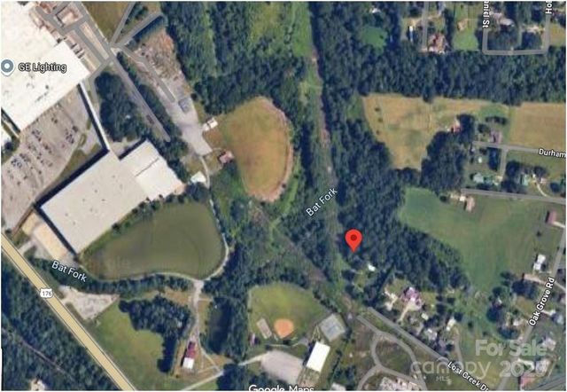 160 Lost Creek Drive, Flat Rock, NC 28731