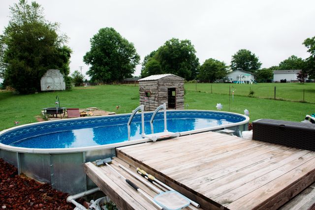 417 Buttermilk Hollow Rd, Bethpage, TN 37022