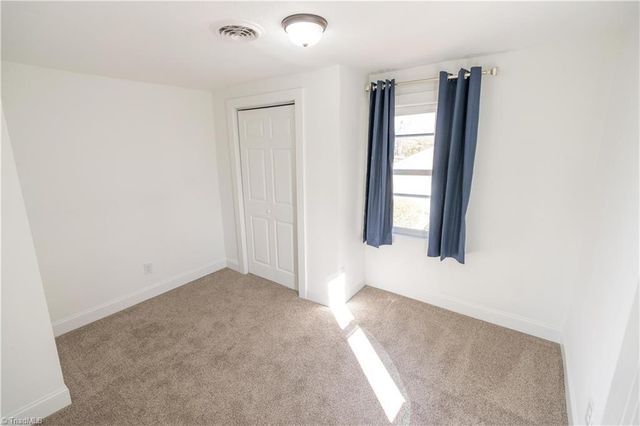 1013 Willow Road, Greensboro, NC 27401