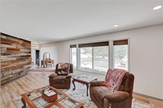 30396 Live Oak Drive, Running Springs, CA 92382