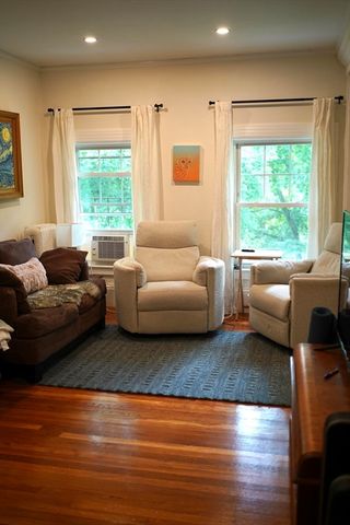 53 Walter 2, Boston, MA 02131