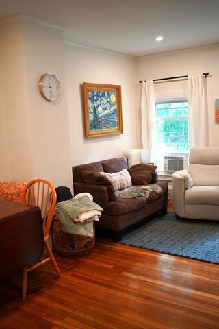 53 Walter 2, Boston, MA 02131