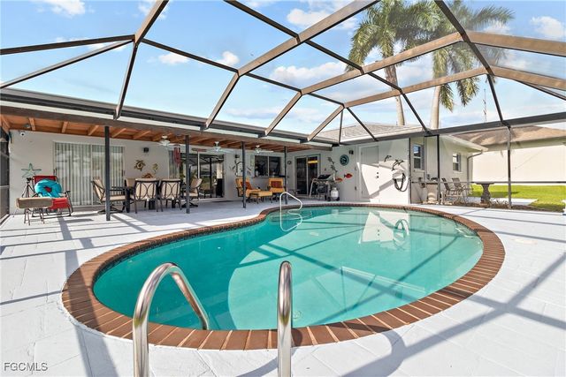107 SE 39th ST, Cape Coral, FL 33904