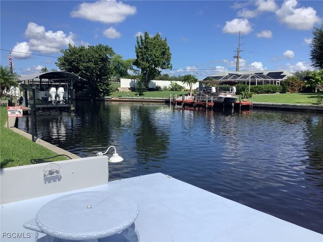 107 SE 39th ST, Cape Coral, FL 33904