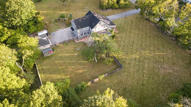 28 Elm St, Norton, MA 02766