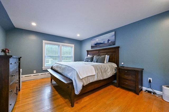 28 Elm St, Norton, MA 02766
