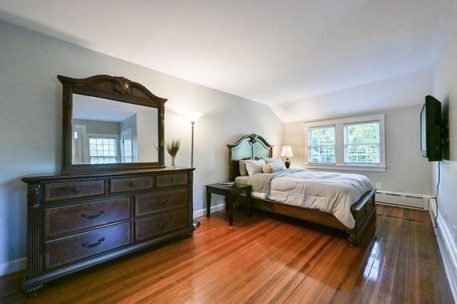 28 Elm St, Norton, MA 02766