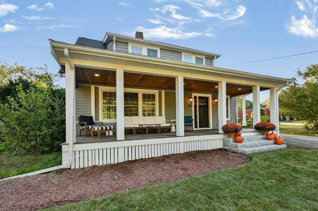 28 Elm St, Norton, MA 02766