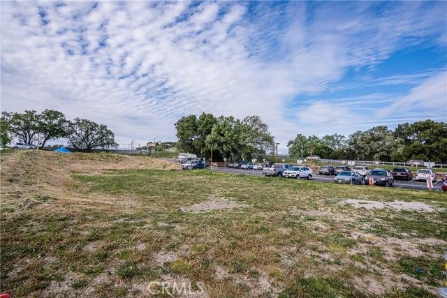 1055 Rossi Road, Templeton, CA 93465