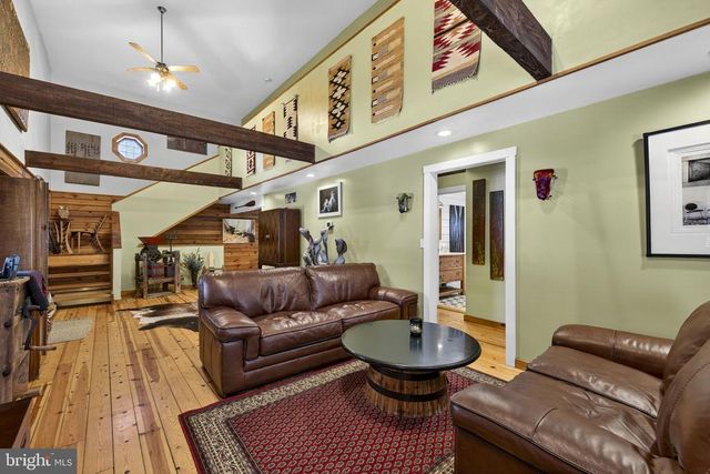 10418 CLIFF MILLS RD, Marshall, VA 20115