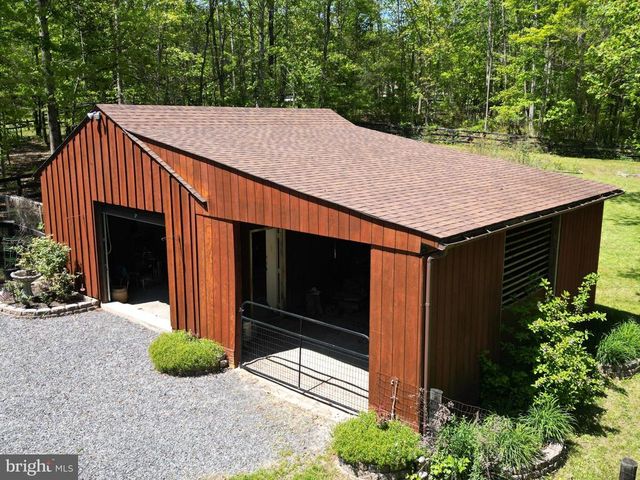 10418 CLIFF MILLS RD, Marshall, VA 20115