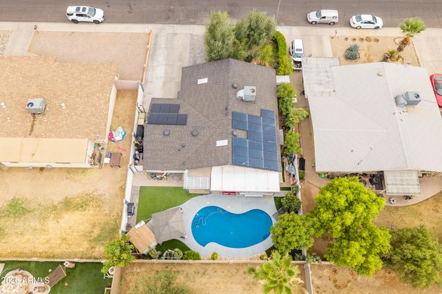 6732 W MEDLOCK Drive, Glendale, AZ 85303