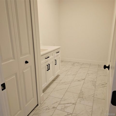 50691 Timberstone, Macomb Township, MI 48042