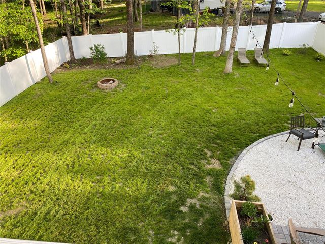 31 Greenshire Way, Walden, NY 12586