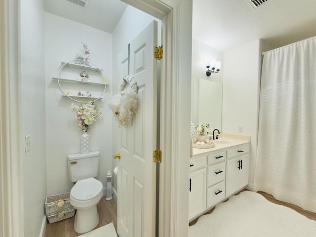 1416 Cypress Run Dr, Stockton, CA 95209