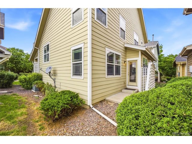 3878 Red Deer Trl, Broomfield, CO 80020