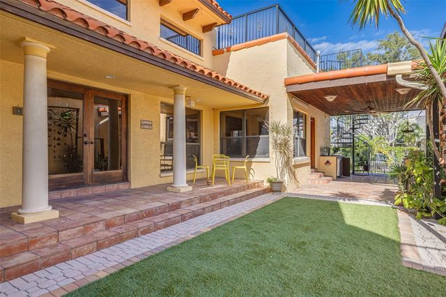 201 BLANCA AVENUE, Tampa, FL 33606