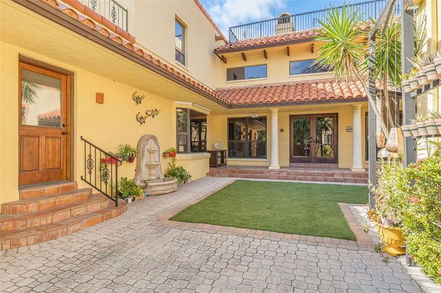 201 BLANCA AVENUE, Tampa, FL 33606